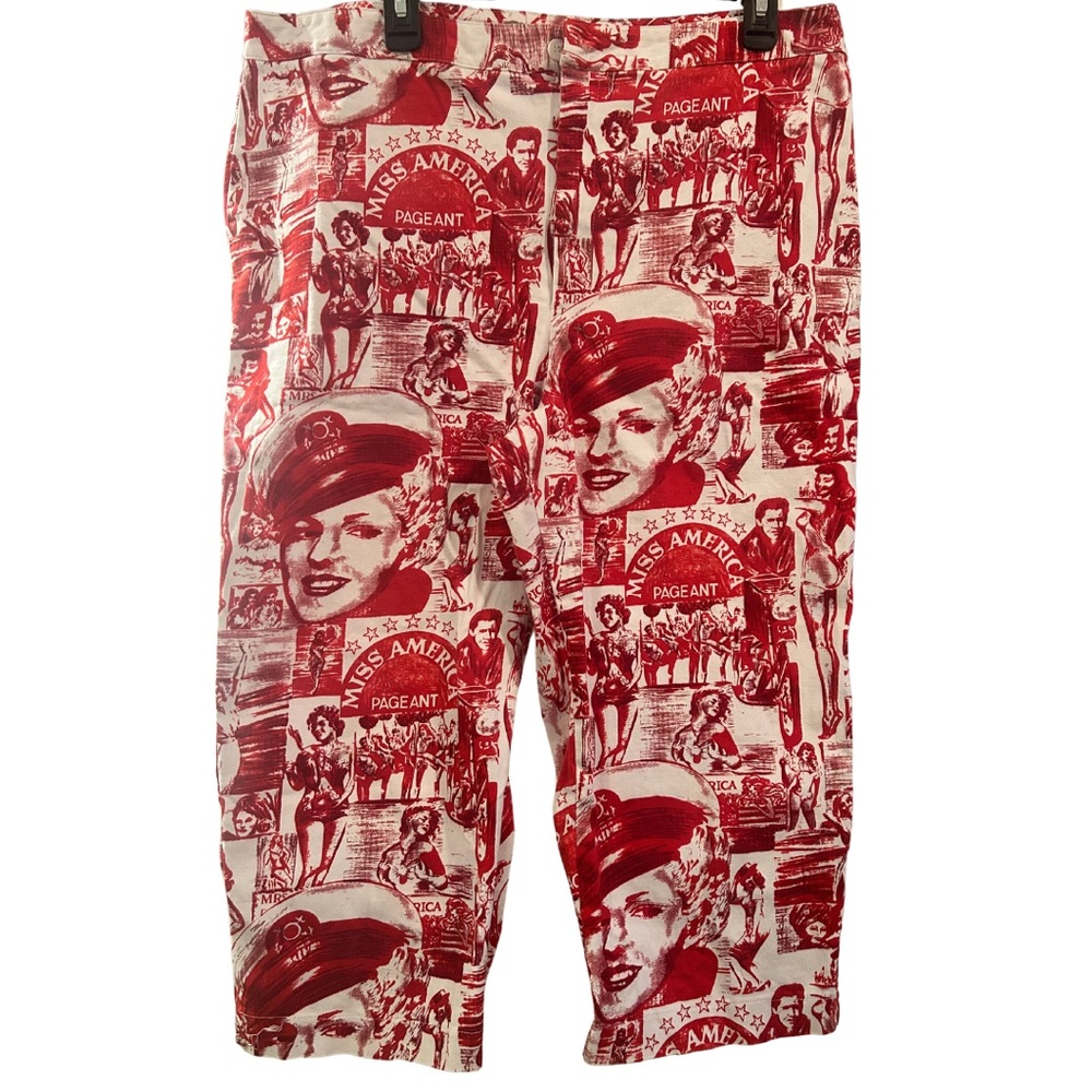 Red and White Vintage Miss America Capri Style Pants. Size 20